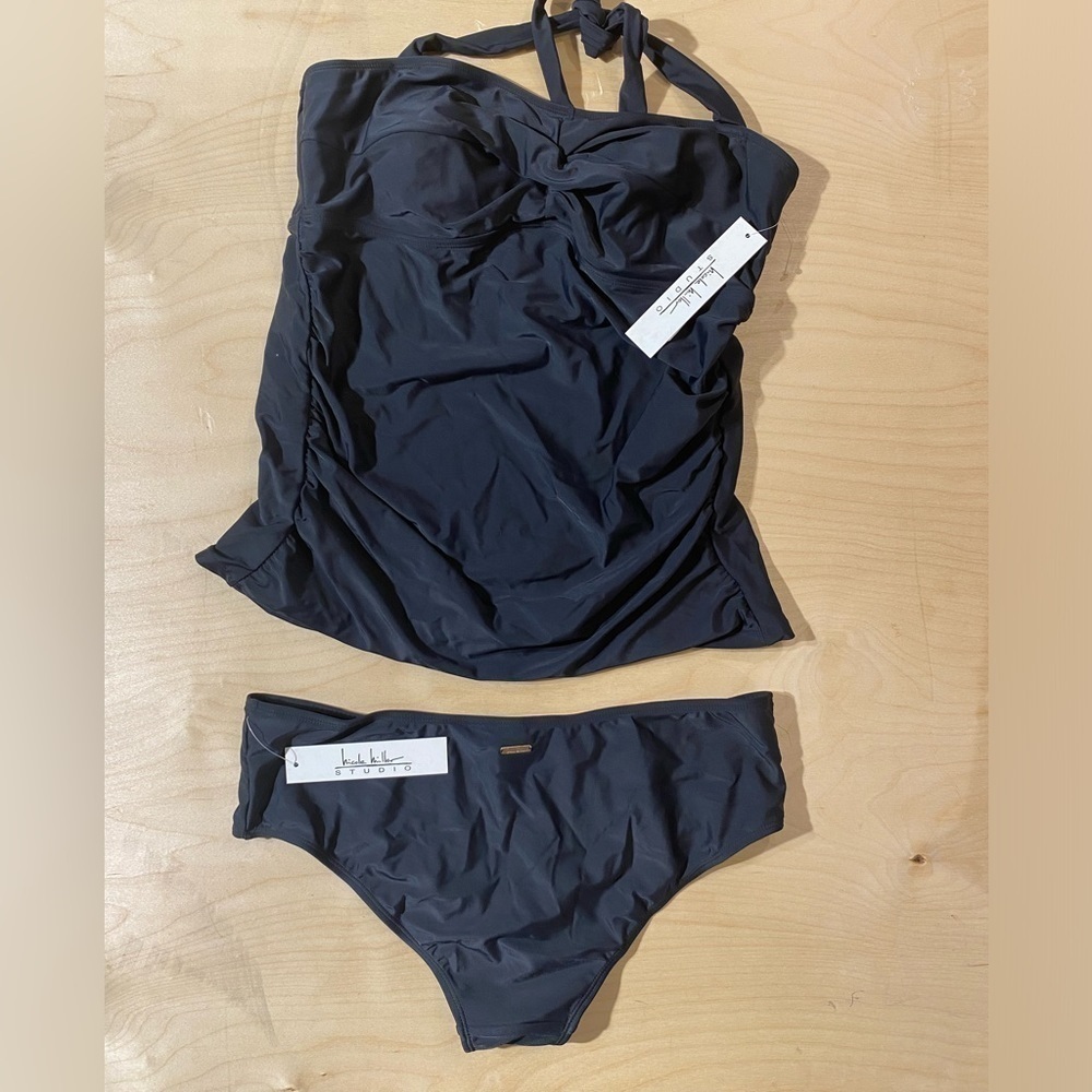 Nicole Miller Studio 2 Piece Swimsuit Large (HR)